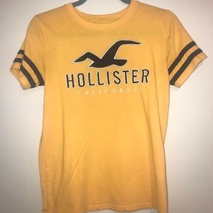 yellow Hollister shirt
